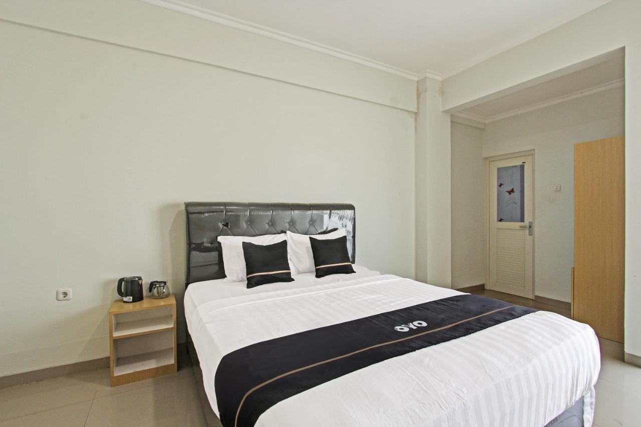 Capital O 91377 Mk Prime Syariah Hotell Semarang Exteriör bild