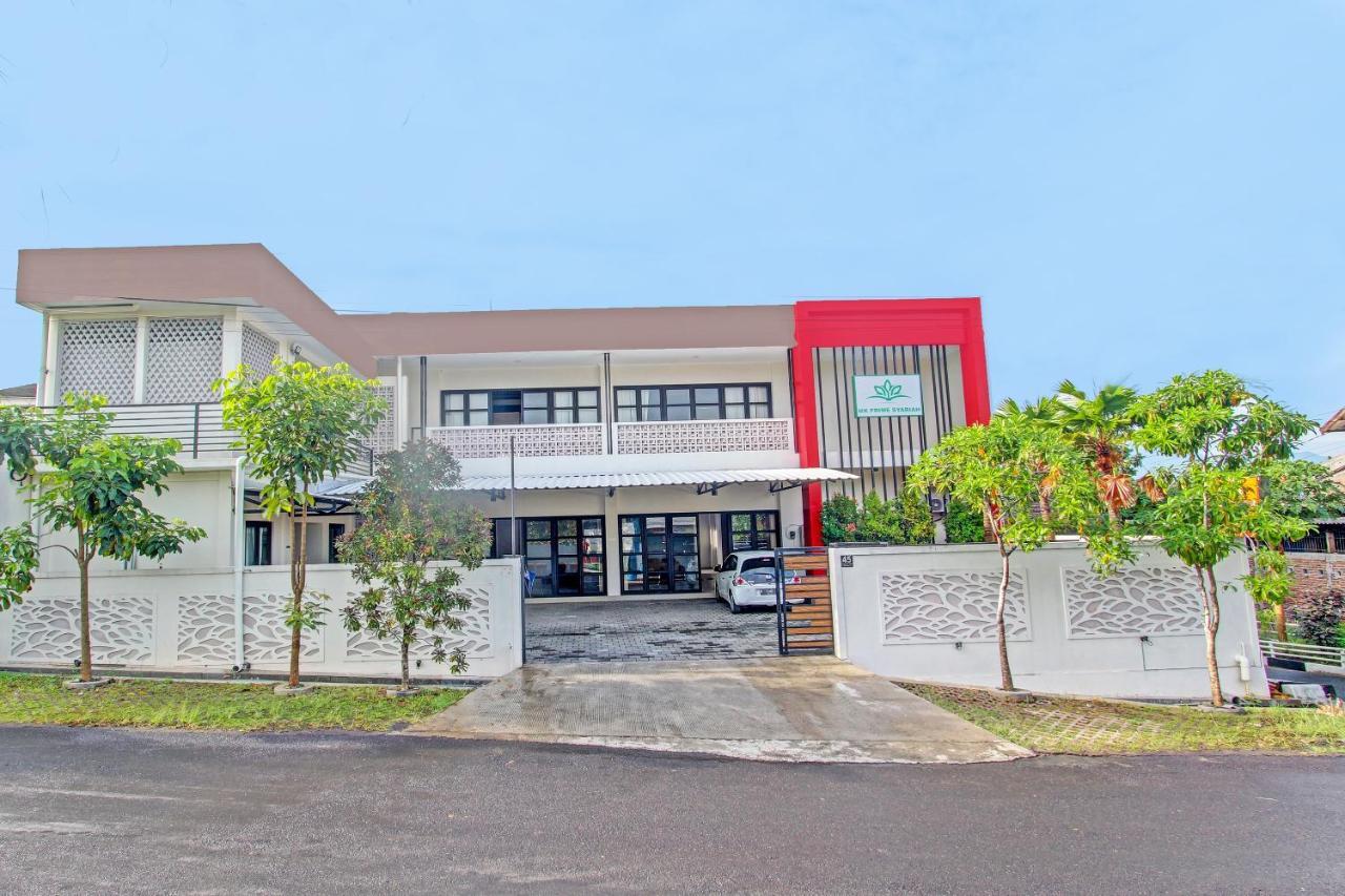 Capital O 91377 Mk Prime Syariah Hotell Semarang Exteriör bild