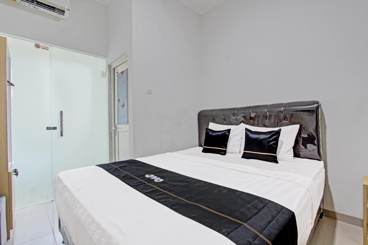 Capital O 91377 Mk Prime Syariah Hotell Semarang Exteriör bild